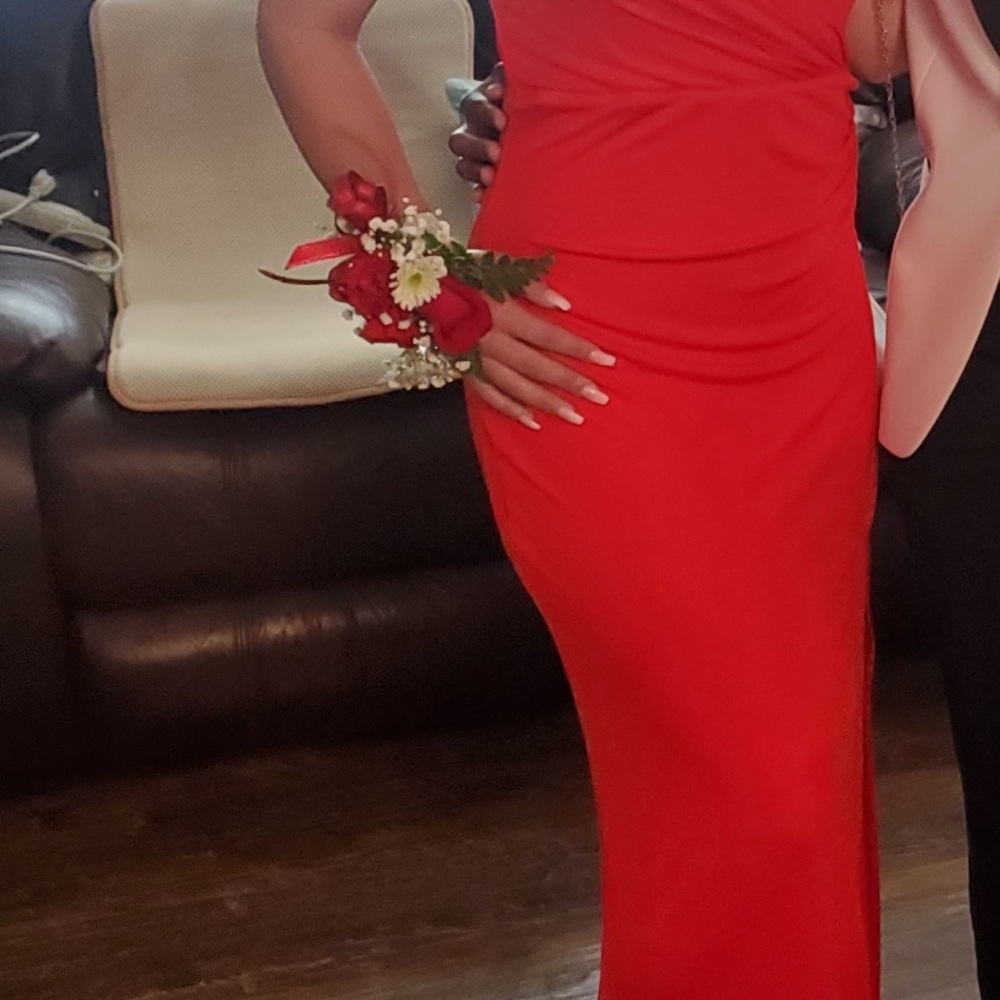 Red prom dress